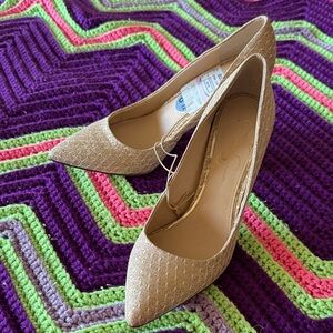 Jessica Simpson Metallic Gold Pointed Toe Pumps